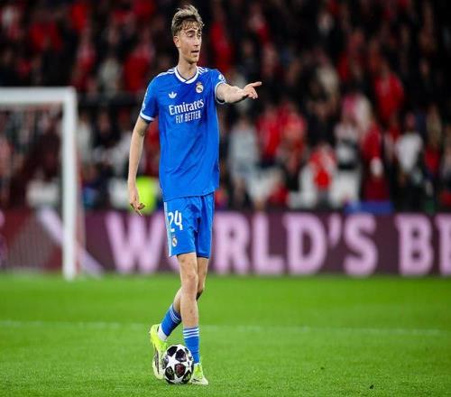 新春賀歲盃,夏薩特與艾,殊利高爾將,永利高70net,永利高70net官网,永利高70net平台,永利高70net集团